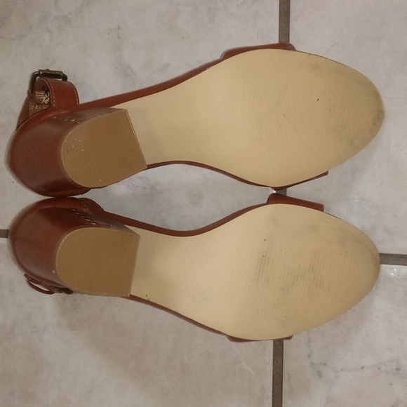 Indigo Rd Chunky Studded Heel Strappy Sandal - Picture 4 of 6